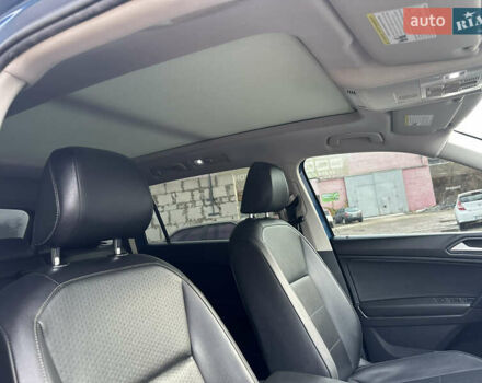 Синій Фольксваген Тігуан, об'ємом двигуна 2 л та пробігом 192 тис. км за 16999 $, фото 44 на Automoto.ua