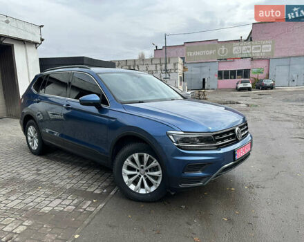 Синій Фольксваген Тігуан, об'ємом двигуна 2 л та пробігом 192 тис. км за 16999 $, фото 4 на Automoto.ua