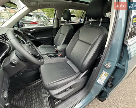 Синій Фольксваген Тігуан, об'ємом двигуна 2 л та пробігом 35 тис. км за 25500 $, фото 21 на Automoto.ua