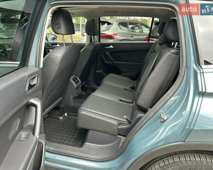 Синій Фольксваген Тігуан, об'ємом двигуна 2 л та пробігом 35 тис. км за 25500 $, фото 29 на Automoto.ua