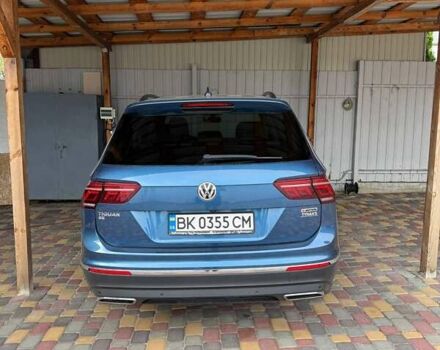 Синій Фольксваген Тігуан, об'ємом двигуна 1.98 л та пробігом 62 тис. км за 21000 $, фото 2 на Automoto.ua