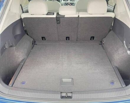 Синій Фольксваген Тігуан, об'ємом двигуна 2 л та пробігом 144 тис. км за 19700 $, фото 12 на Automoto.ua