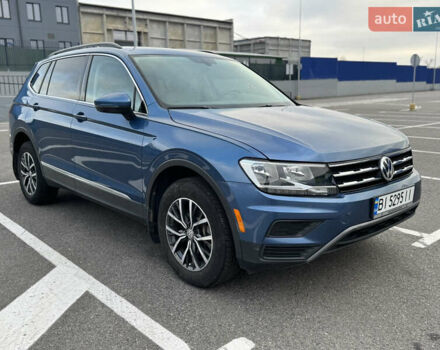 Синий Фольксваген Тигуан, объемом двигателя 1.98 л и пробегом 105 тыс. км за 18350 $, фото 4 на Automoto.ua