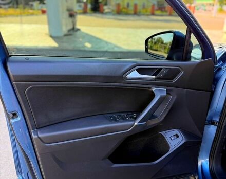 Синий Фольксваген Тигуан, объемом двигателя 2 л и пробегом 53 тыс. км за 18000 $, фото 12 на Automoto.ua