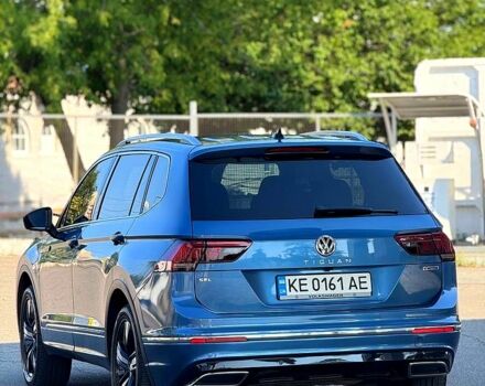 Синий Фольксваген Тигуан, объемом двигателя 2 л и пробегом 53 тыс. км за 18000 $, фото 3 на Automoto.ua