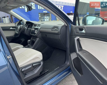 Синий Фольксваген Тигуан, объемом двигателя 1.98 л и пробегом 105 тыс. км за 18350 $, фото 13 на Automoto.ua