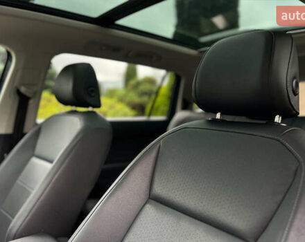 Синій Фольксваген Тігуан, об'ємом двигуна 2 л та пробігом 85 тис. км за 28500 $, фото 16 на Automoto.ua