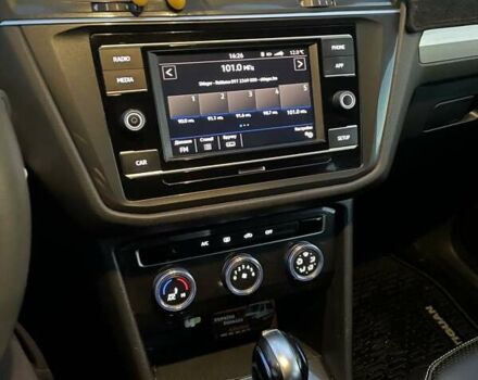 Синий Фольксваген Тигуан, объемом двигателя 2 л и пробегом 109 тыс. км за 18000 $, фото 37 на Automoto.ua