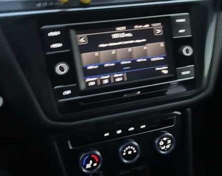 Синий Фольксваген Тигуан, объемом двигателя 2 л и пробегом 109 тыс. км за 18000 $, фото 36 на Automoto.ua