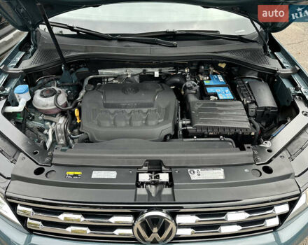 Синій Фольксваген Тігуан, об'ємом двигуна 2 л та пробігом 35 тис. км за 25500 $, фото 15 на Automoto.ua