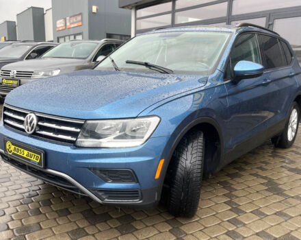 Синий Фольксваген Тигуан, объемом двигателя 2 л и пробегом 60 тыс. км за 17500 $, фото 2 на Automoto.ua