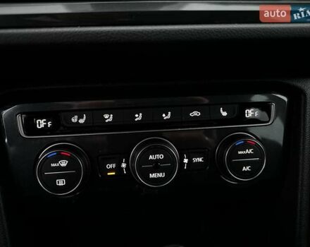 Синій Фольксваген Тігуан, об'ємом двигуна 1.98 л та пробігом 85 тис. км за 19500 $, фото 23 на Automoto.ua