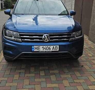 Синий Фольксваген Тигуан, объемом двигателя 2 л и пробегом 153 тыс. км за 19350 $, фото 1 на Automoto.ua