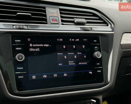 Синій Фольксваген Тігуан, об'ємом двигуна 2 л та пробігом 85 тис. км за 28500 $, фото 19 на Automoto.ua