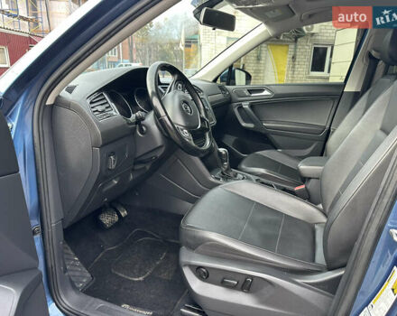 Синій Фольксваген Тігуан, об'ємом двигуна 2 л та пробігом 192 тис. км за 16999 $, фото 24 на Automoto.ua