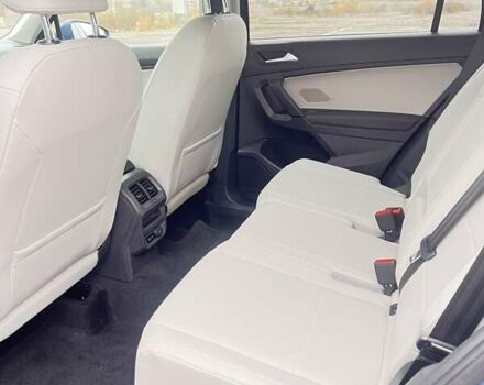 Синій Фольксваген Тігуан, об'ємом двигуна 2 л та пробігом 144 тис. км за 19700 $, фото 5 на Automoto.ua