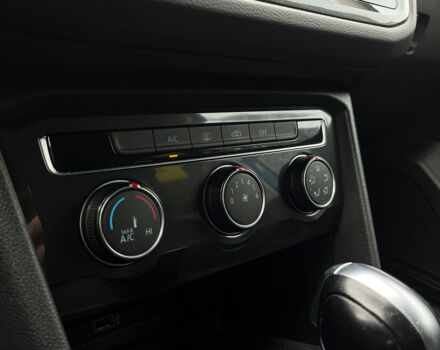 Синий Фольксваген Тигуан, объемом двигателя 2 л и пробегом 60 тыс. км за 17500 $, фото 19 на Automoto.ua