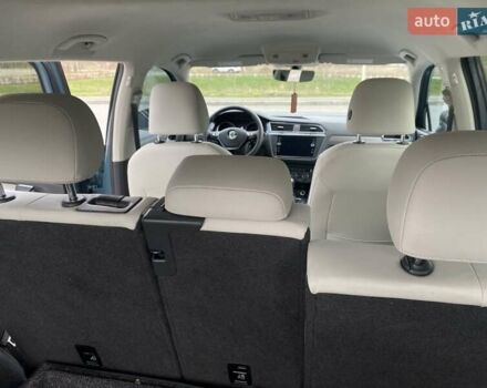 Синій Фольксваген Тігуан, об'ємом двигуна 2 л та пробігом 109 тис. км за 22000 $, фото 35 на Automoto.ua