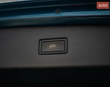 Синий Фольксваген Тигуан, объемом двигателя 1.97 л и пробегом 170 тыс. км за 32888 $, фото 61 на Automoto.ua