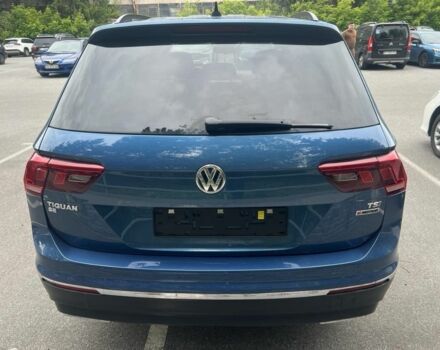 Синій Фольксваген Тігуан, об'ємом двигуна 2 л та пробігом 214 тис. км за 16500 $, фото 4 на Automoto.ua