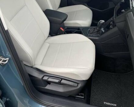 Синій Фольксваген Тігуан, об'ємом двигуна 2 л та пробігом 109 тис. км за 22000 $, фото 39 на Automoto.ua