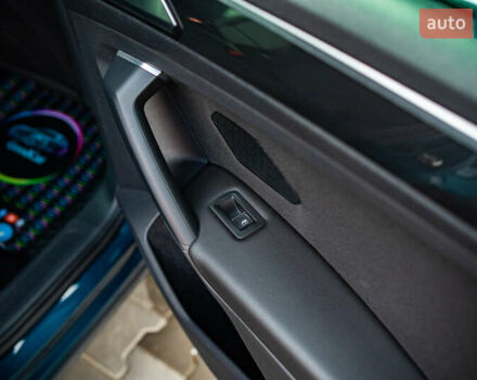 Синий Фольксваген Тигуан, объемом двигателя 1.97 л и пробегом 170 тыс. км за 32888 $, фото 55 на Automoto.ua