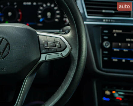 Синий Фольксваген Тигуан, объемом двигателя 1.97 л и пробегом 170 тыс. км за 32888 $, фото 68 на Automoto.ua