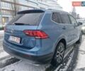 Синий Фольксваген Тигуан, объемом двигателя 2 л и пробегом 60 тыс. км за 14100 $, фото 4 на Automoto.ua