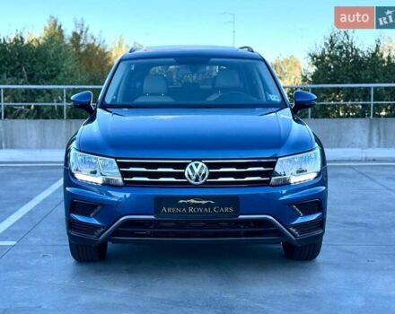 Синий Фольксваген Тигуан, объемом двигателя 2 л и пробегом 96 тыс. км за 20990 $, фото 3 на Automoto.ua