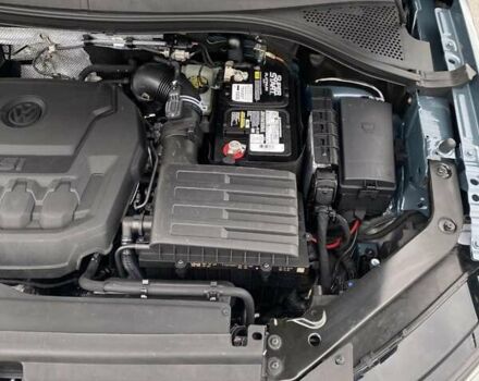 Синій Фольксваген Тігуан, об'ємом двигуна 2 л та пробігом 109 тис. км за 22000 $, фото 62 на Automoto.ua