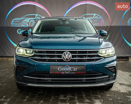 Синий Фольксваген Тигуан, объемом двигателя 1.97 л и пробегом 170 тыс. км за 32888 $, фото 3 на Automoto.ua