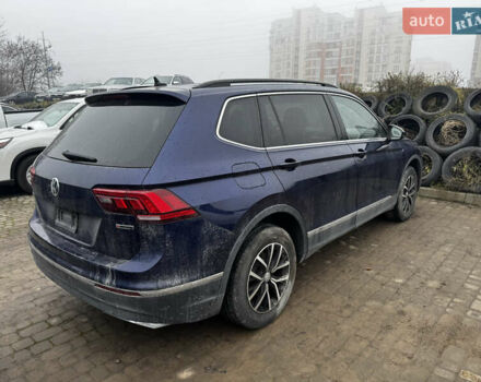 Синій Фольксваген Тігуан, об'ємом двигуна 2 л та пробігом 151 тис. км за 14800 $, фото 4 на Automoto.ua