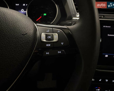 Синій Фольксваген Тігуан, об'ємом двигуна 1.98 л та пробігом 92 тис. км за 23499 $, фото 22 на Automoto.ua