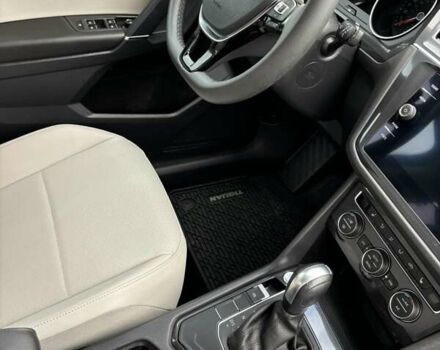 Синій Фольксваген Тігуан, об'ємом двигуна 2 л та пробігом 109 тис. км за 22000 $, фото 46 на Automoto.ua