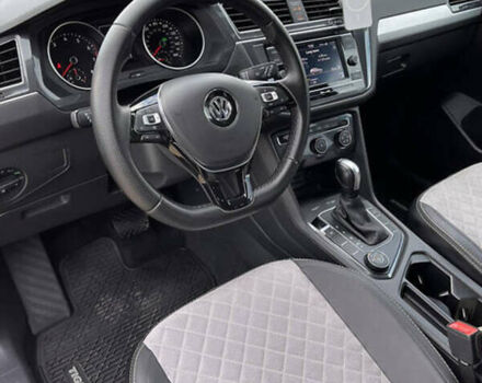 Синий Фольксваген Тигуан, объемом двигателя 2 л и пробегом 117 тыс. км за 18000 $, фото 21 на Automoto.ua