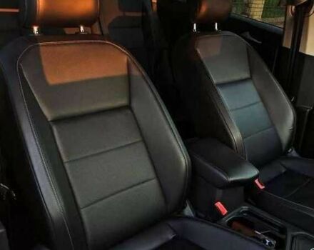 Синій Фольксваген Тігуан, об'ємом двигуна 2 л та пробігом 109 тис. км за 14500 $, фото 4 на Automoto.ua