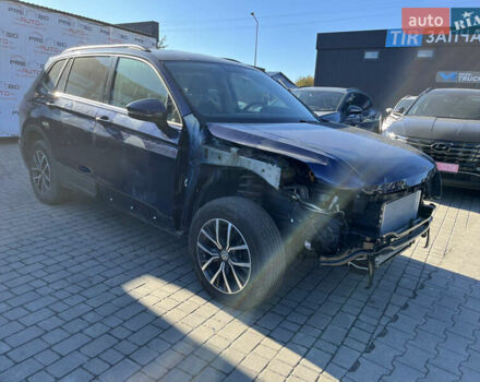 Синий Фольксваген Тигуан, объемом двигателя 2 л и пробегом 116 тыс. км за 13000 $, фото 5 на Automoto.ua