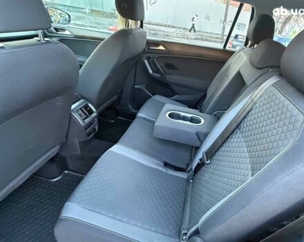 Синій Фольксваген Тігуан, об'ємом двигуна 2 л та пробігом 103 тис. км за 17990 $, фото 22 на Automoto.ua