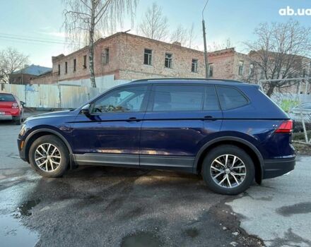 Синій Фольксваген Тігуан, об'ємом двигуна 2 л та пробігом 103 тис. км за 17990 $, фото 7 на Automoto.ua