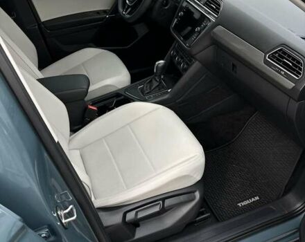 Синій Фольксваген Тігуан, об'ємом двигуна 2 л та пробігом 109 тис. км за 22000 $, фото 51 на Automoto.ua