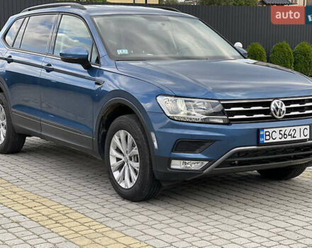 Синий Фольксваген Тигуан, объемом двигателя 2 л и пробегом 117 тыс. км за 18000 $, фото 3 на Automoto.ua