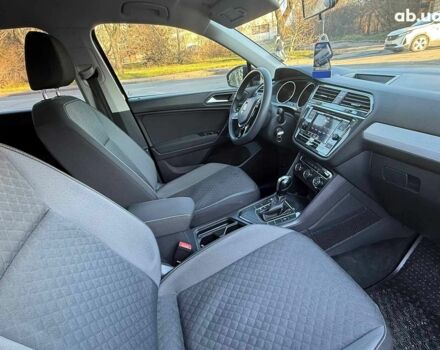 Синій Фольксваген Тігуан, об'ємом двигуна 2 л та пробігом 103 тис. км за 17990 $, фото 20 на Automoto.ua