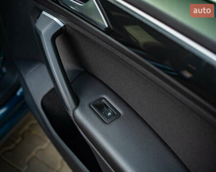 Синий Фольксваген Тигуан, объемом двигателя 1.97 л и пробегом 170 тыс. км за 32888 $, фото 57 на Automoto.ua