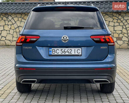 Синий Фольксваген Тигуан, объемом двигателя 2 л и пробегом 117 тыс. км за 18000 $, фото 5 на Automoto.ua