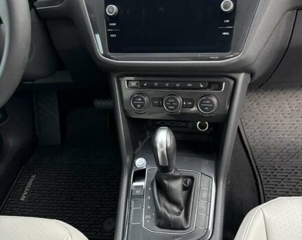 Синій Фольксваген Тігуан, об'ємом двигуна 2 л та пробігом 109 тис. км за 22000 $, фото 50 на Automoto.ua