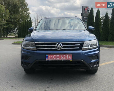 Синий Фольксваген Тигуан, объемом двигателя 2 л и пробегом 185 тыс. км за 16800 $, фото 2 на Automoto.ua