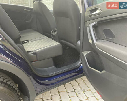 Синий Фольксваген Тигуан, объемом двигателя 2 л и пробегом 20 тыс. км за 17300 $, фото 8 на Automoto.ua