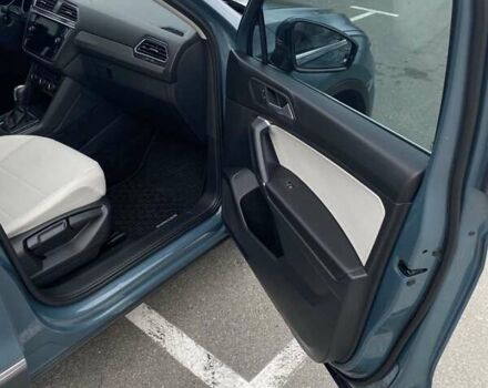 Синій Фольксваген Тігуан, об'ємом двигуна 2 л та пробігом 109 тис. км за 22000 $, фото 40 на Automoto.ua