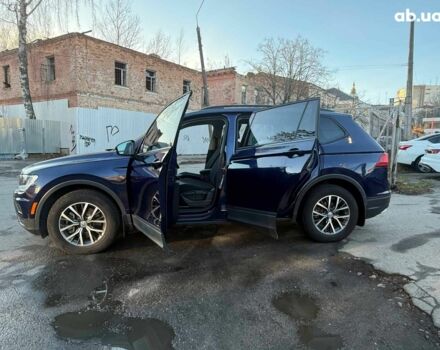 Синій Фольксваген Тігуан, об'ємом двигуна 2 л та пробігом 103 тис. км за 17990 $, фото 10 на Automoto.ua