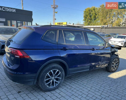 Синий Фольксваген Тигуан, объемом двигателя 2 л и пробегом 116 тыс. км за 13000 $, фото 4 на Automoto.ua